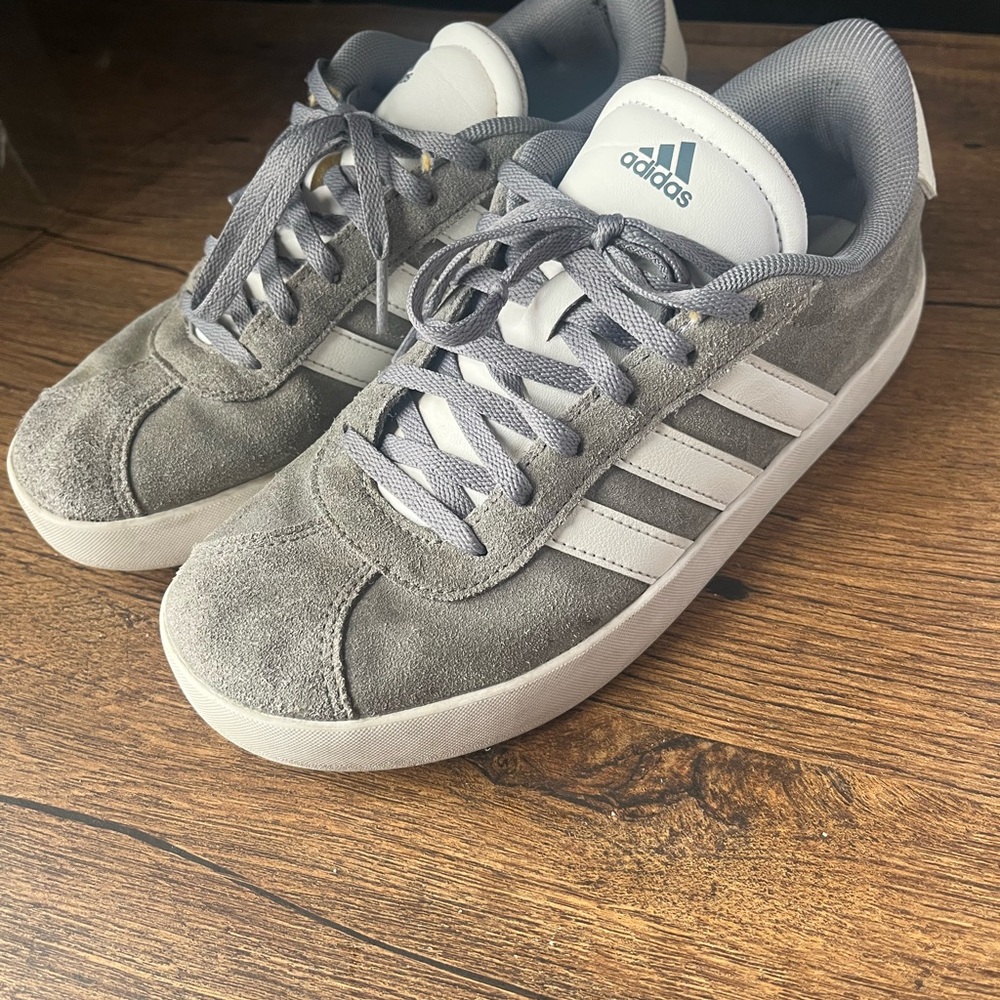 Adidas Gray and White Suede Sneakers big kids 4 1/2 Unisex